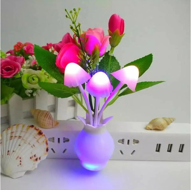 LED Mushroom Lamp M1390