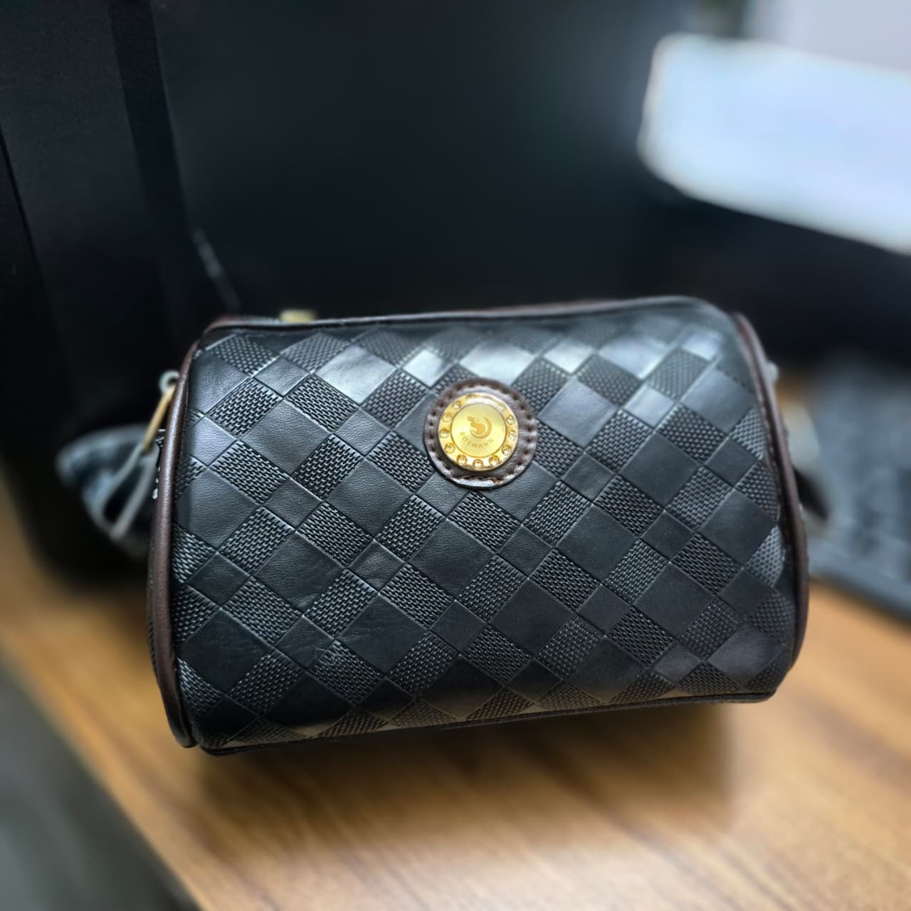 Cylinder lightweight bag (black )  Ask for details DSB7028