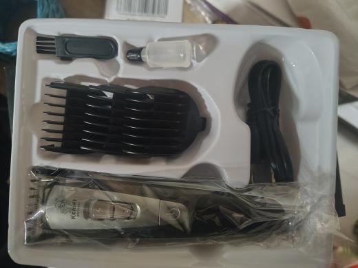 Kemei KM-9050 Professional Cordless Hair Beard Shaver Trimmer Clipper for Men DUS337