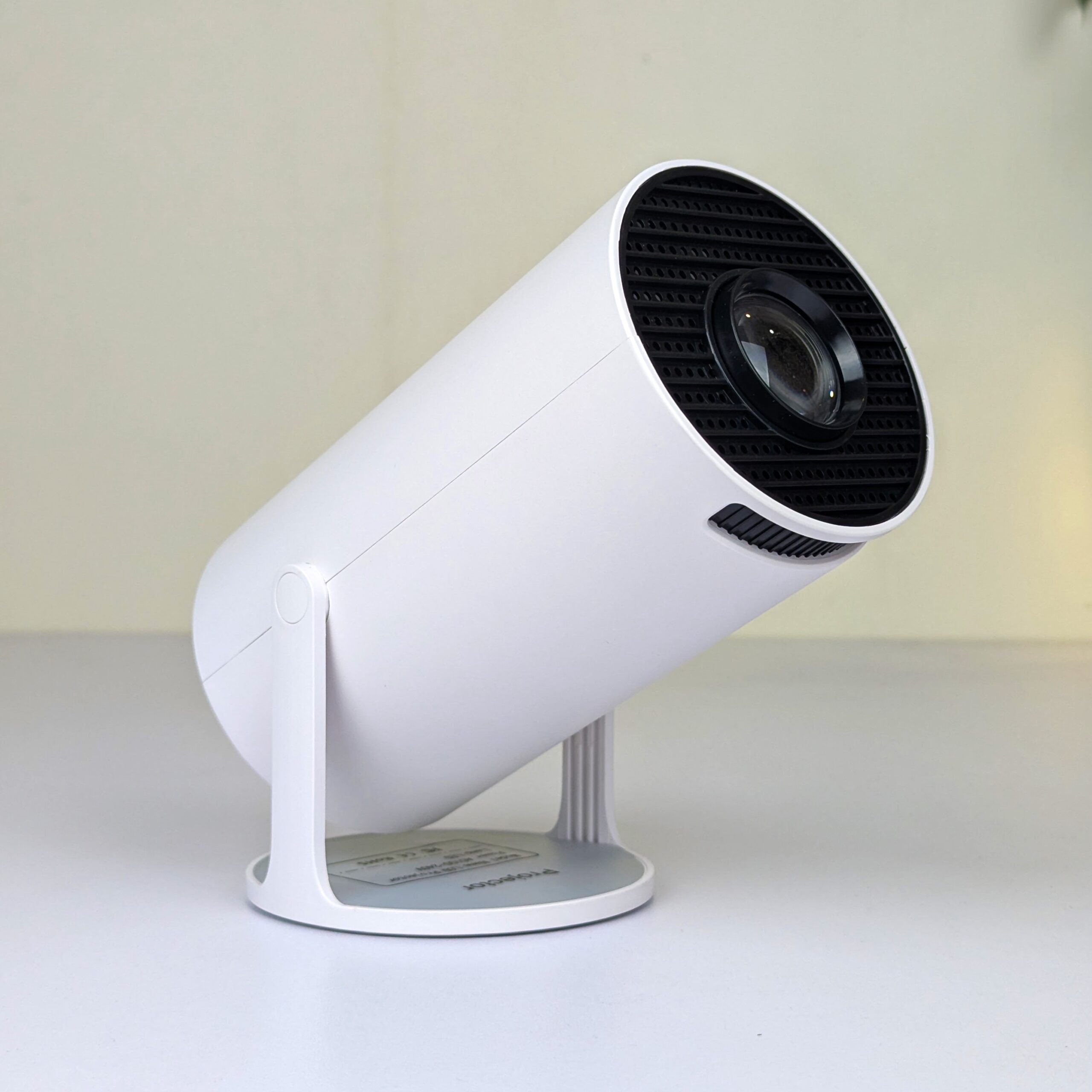 Magcubic HY300 Smart Mini Projector DSB9813